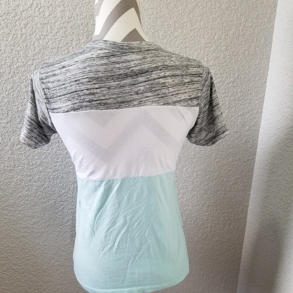 Shirt - Picture 2 of 3